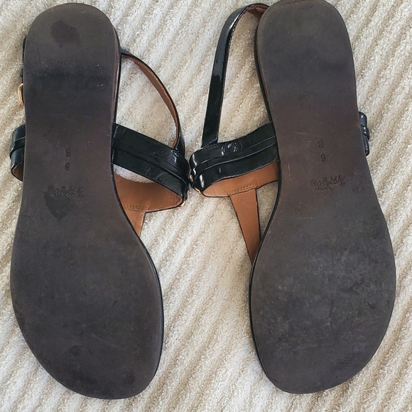 Coach Patent Leather Sandals with Gold Hardware size 8 - Picture 6 of 12